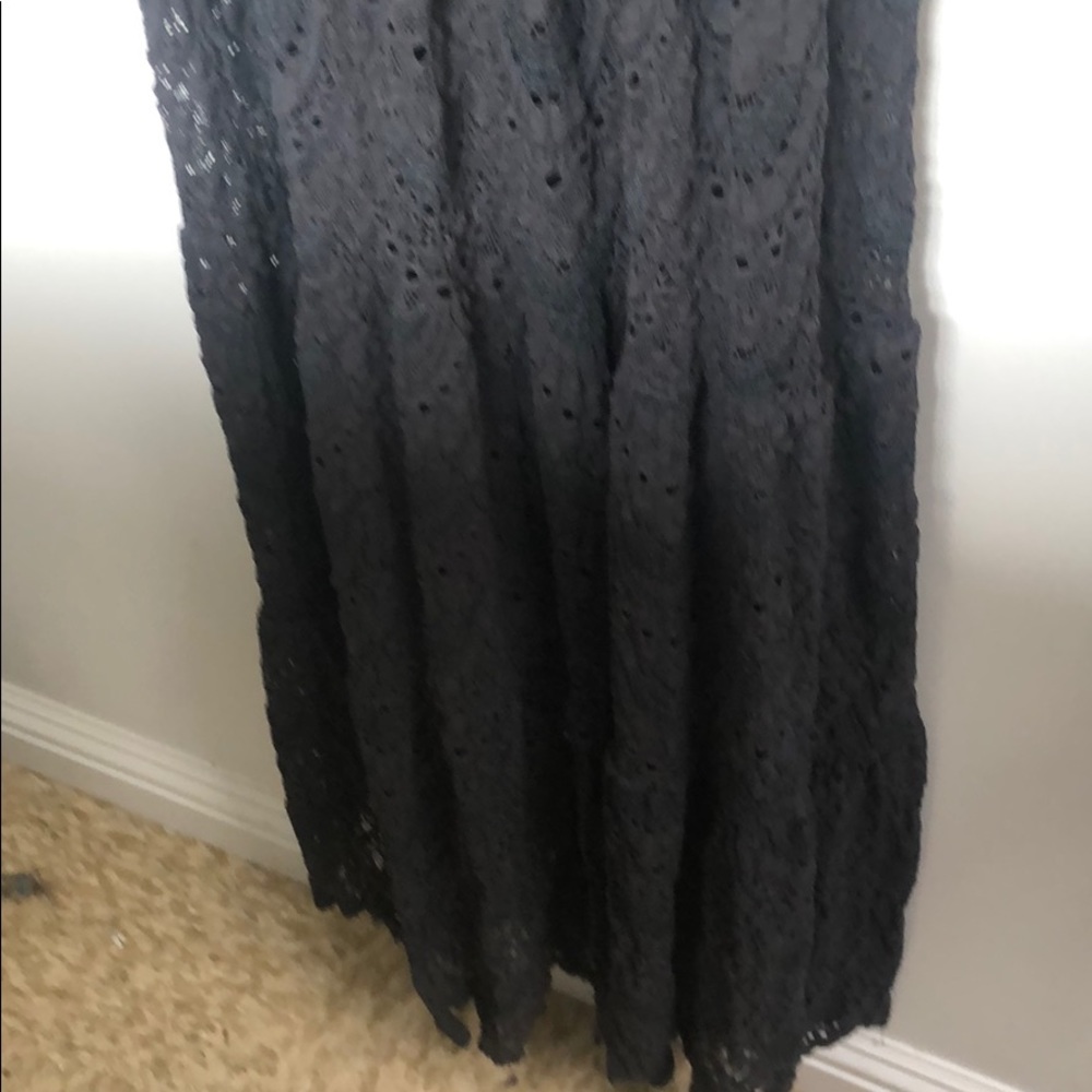 Moving - Picture 2 of 4